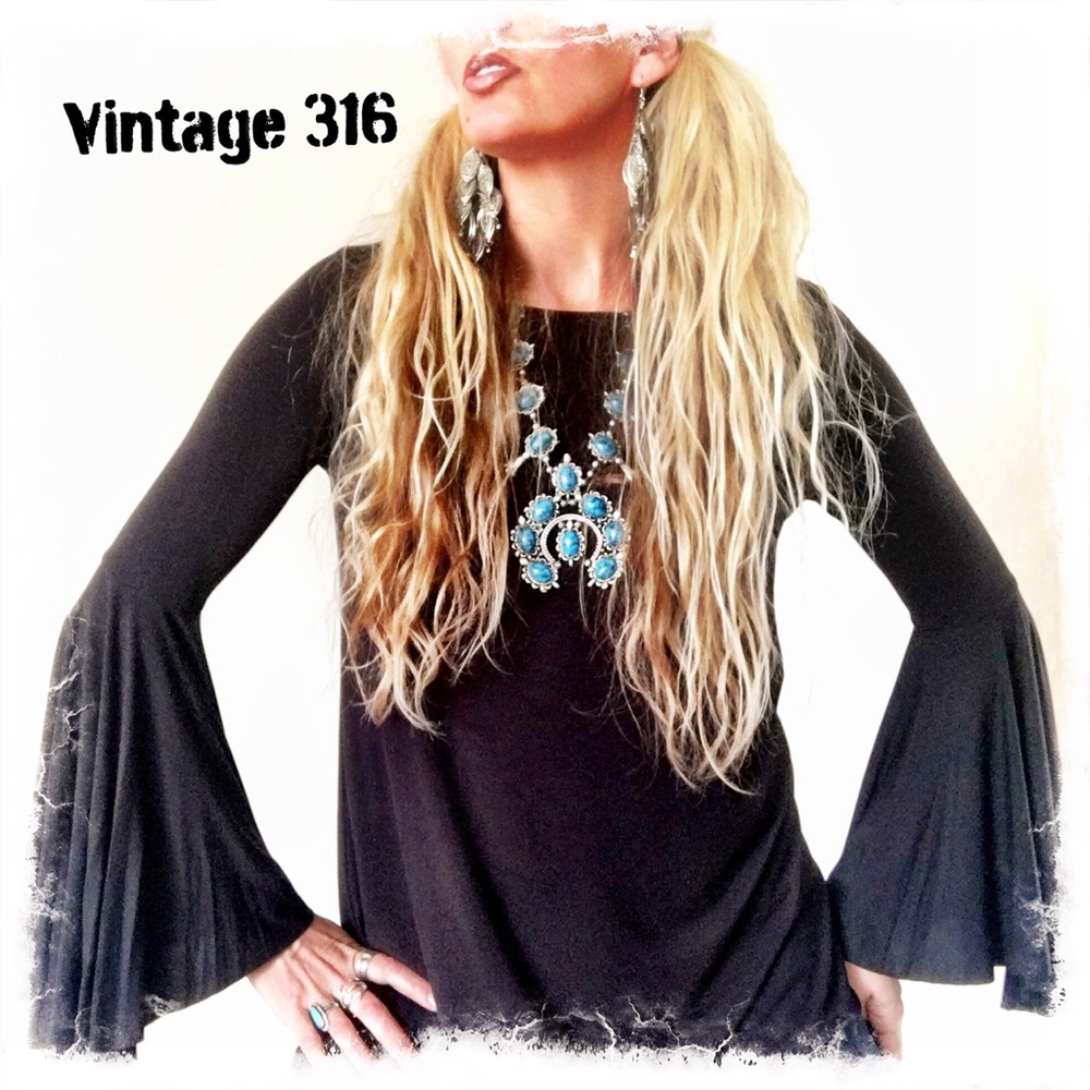 Bell Sleeve Goddess